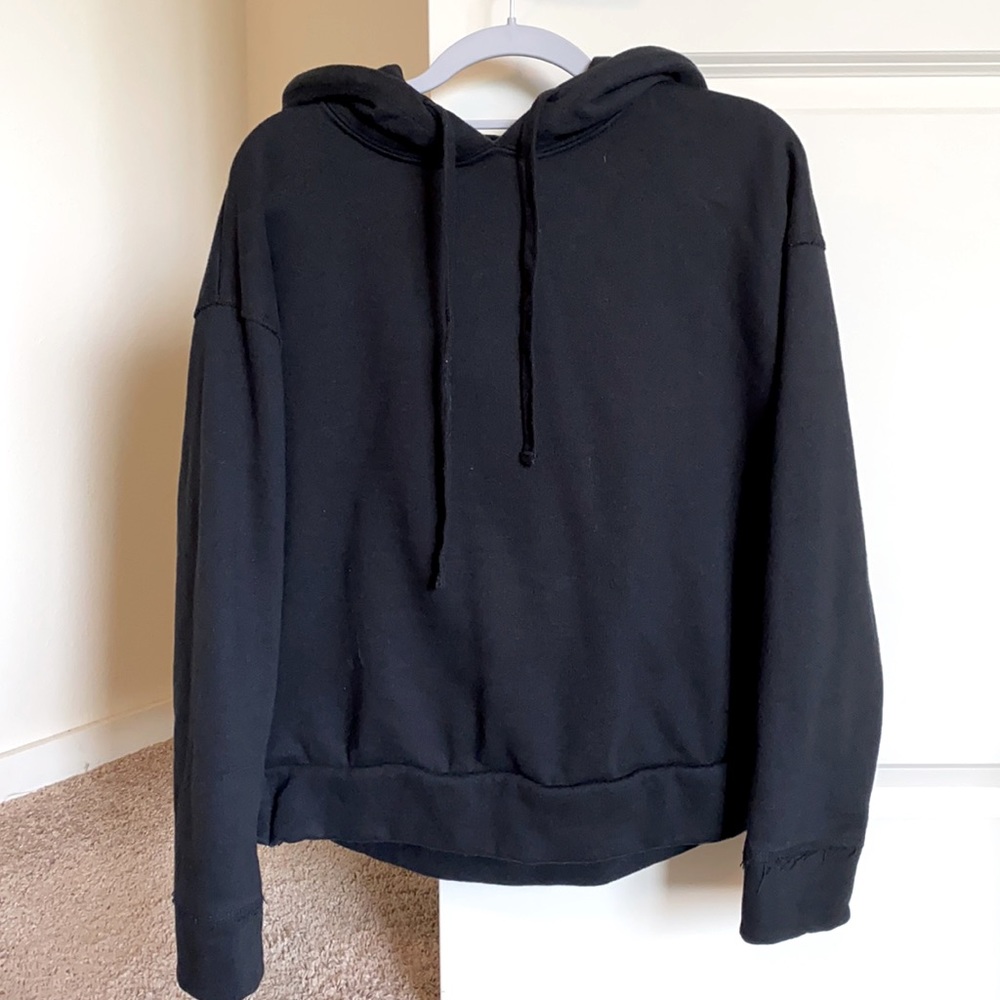 ALO black sweatshirt